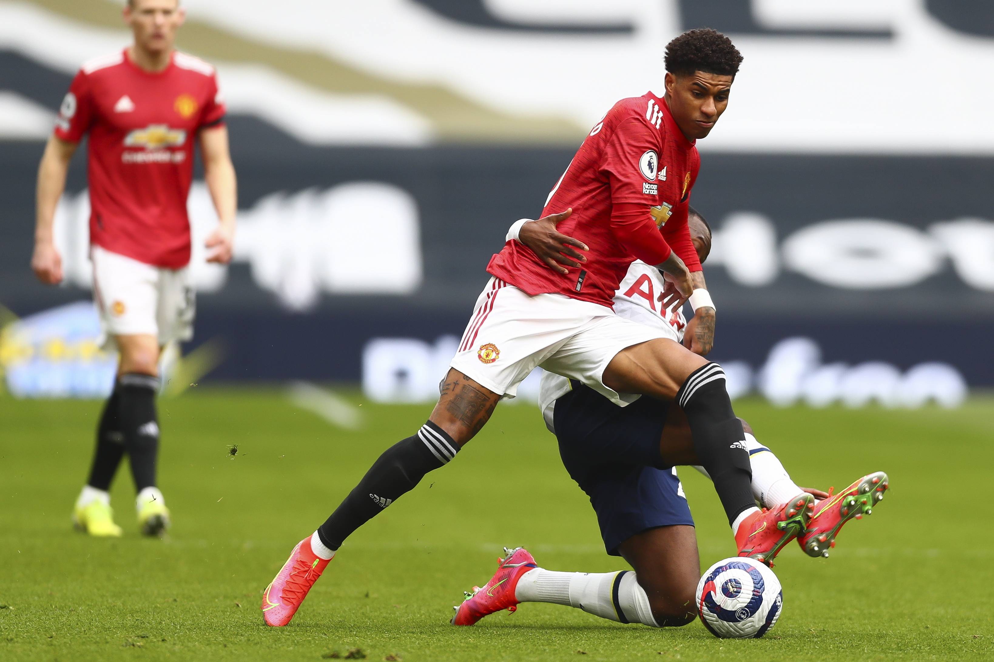 固若金汤的 固若金汤的