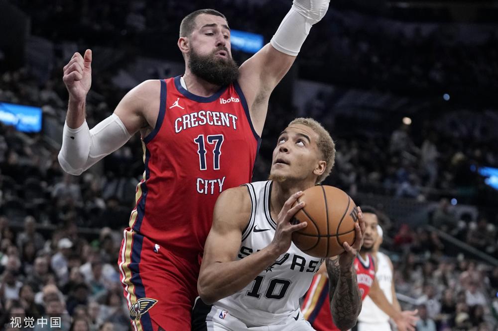 我们将目光 我们将目光